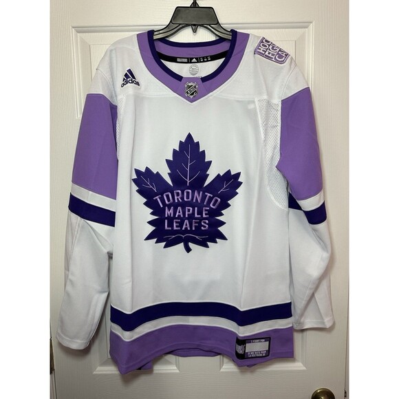Size 52 Adidas Toronto Maple Leafs Hockey Fights Cancer Jersey NHL Primegreen - Picture 1 of 3
